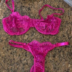 Lace Lingerie Set in Vibrant Pink